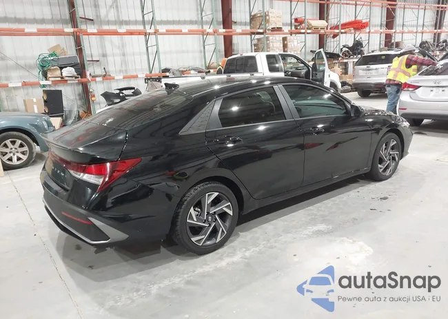 KMHLM4DG2SU047165: 44252651