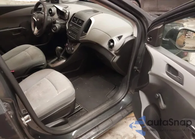 1G1JA5SG4G4133333: 44252761