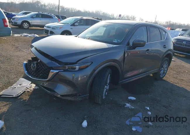 JM3KFBEM5S0711315: 44252774