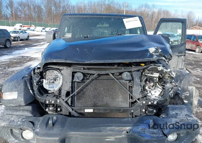 1C4HJXDN1MW555427: 44252794