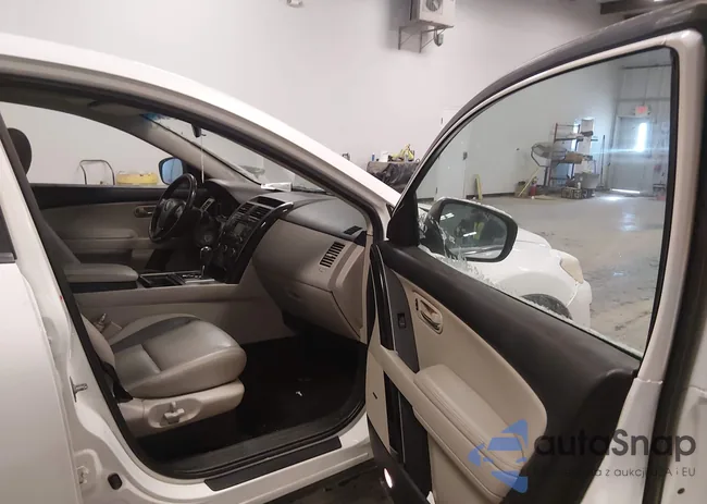 JM3TB3CV6B0308297: 44252802