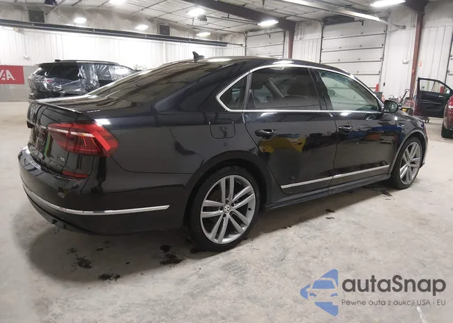 1VWDT7A30HC051757: 44251905