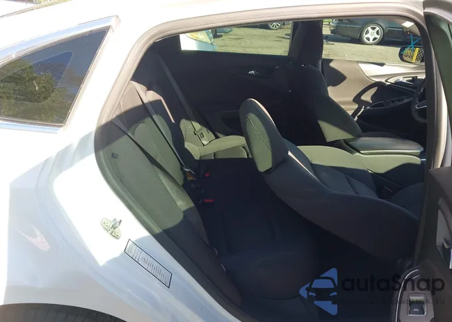 1G1ZD5ST1LF043501: 44251930