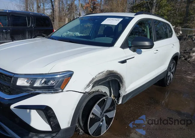 3VV8X7B29RM027795: 44251945