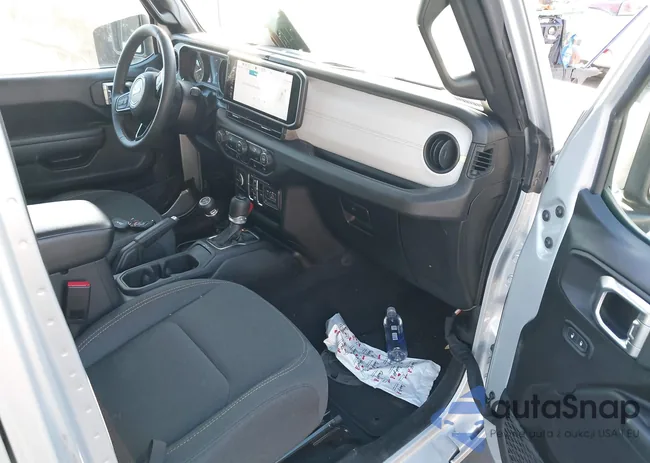 1C4RJXN64RW116550: 44252039