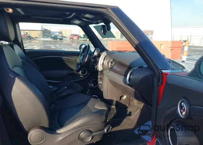 WMWSV3C52CT387847: 44252170