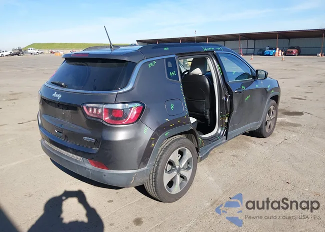 3C4NJCBB5HT643106: 44253274