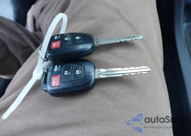 2T1BURHE9FC345799: 44253441