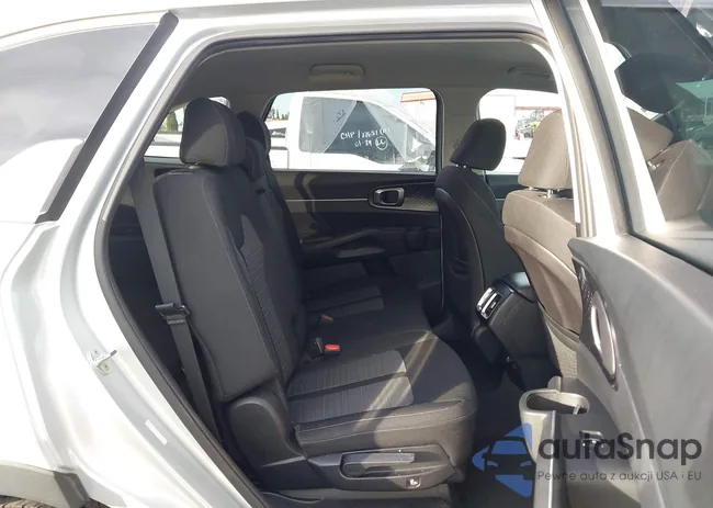 5XYRG4LC0NG093734: 44253544