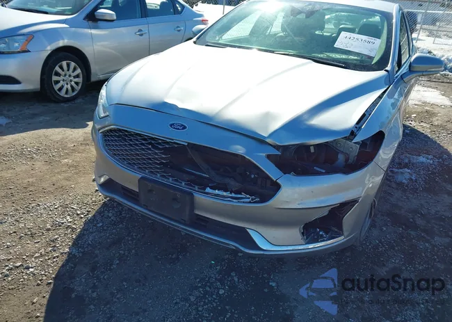 3FA6P0D99LR116628: 44253589