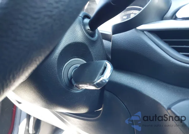 3KPF24AD2RE764689: 44253667