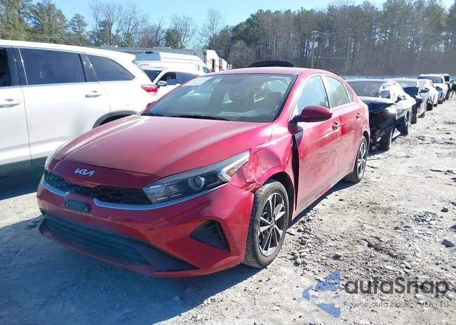 3KPF24AD2RE764689: 44253667