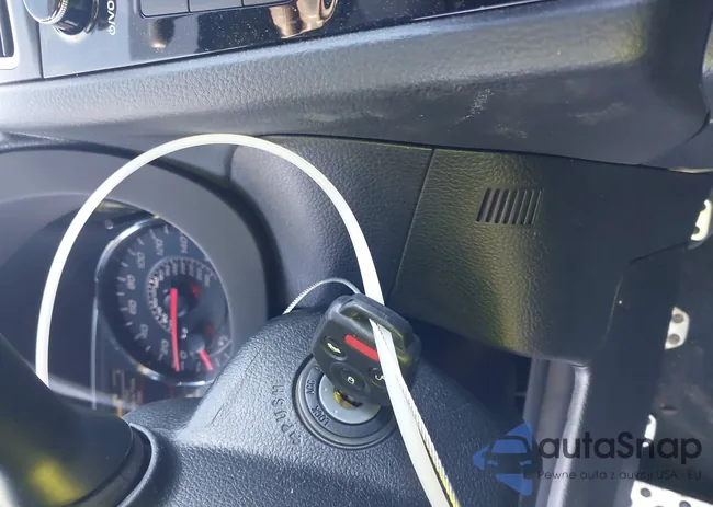 JF1VA1A61K9811578: 44253682