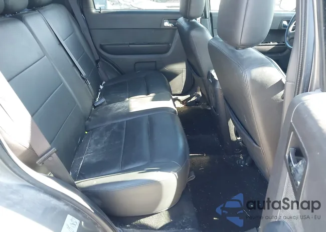 1FMCU0EG8BKC08816: 44252829