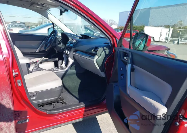 JF2SJAJCXJH492738: 44252846