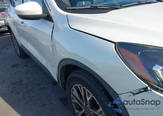 1FMCU9H68MUA65767: 44252982