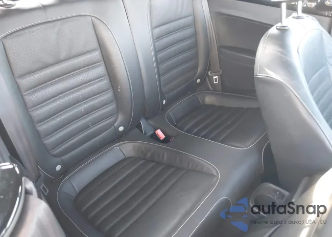 3VW5L7AT9EM818729: 44253113