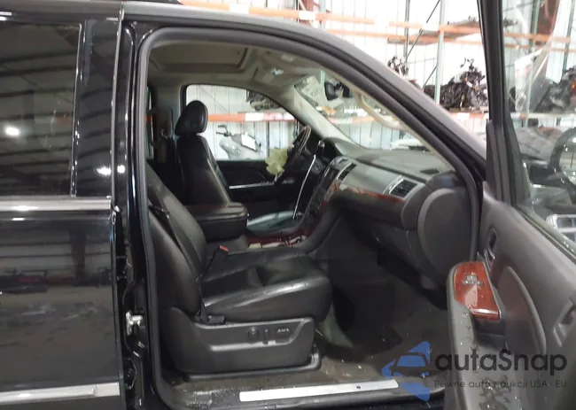 1GYFK66867R262853: 44253128