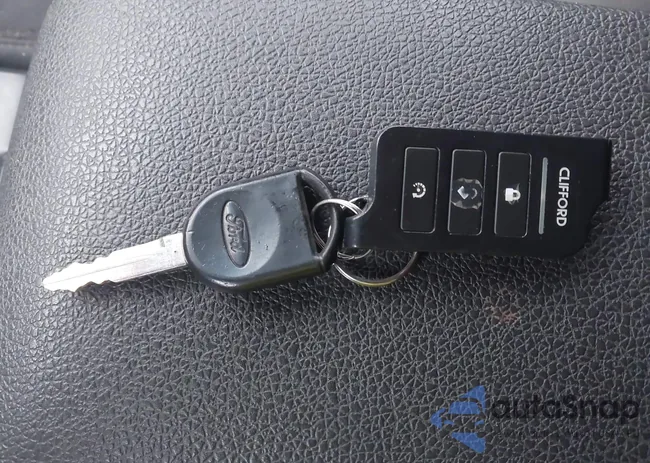 1FMEU73E69UA43317: 44254472