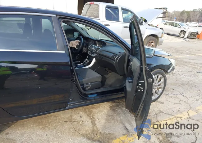 1HGCR2F38FA178047: 44254581