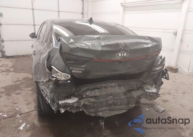 3KPF24AD4ME393253: 44254653