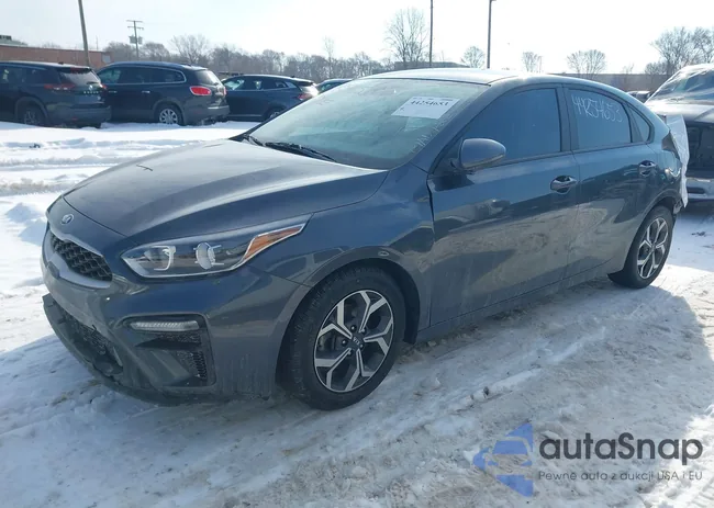 3KPF24AD4ME393253: 44254653