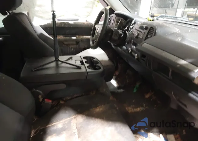 1GCPKSE3XBF215912: 44254661