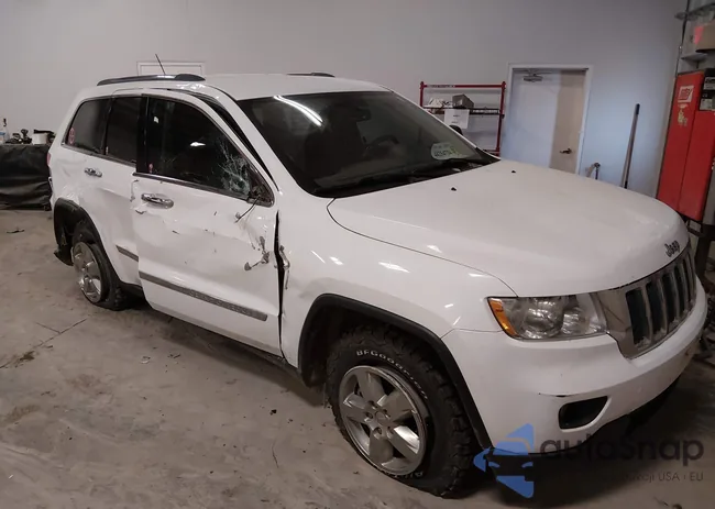 1C4RJEAG2DC588176: 44254734