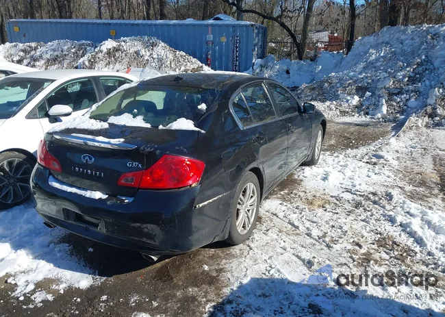 JN1CV6AR1DM754296: 44253834