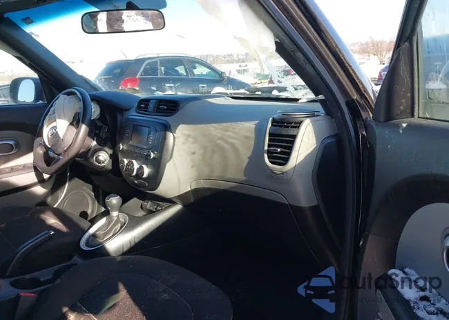 KNDJN2A21J7903820: 44253913