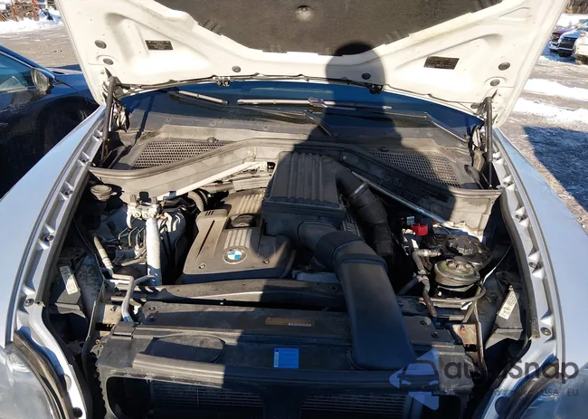 5UXFE435X8L030318: 44254027