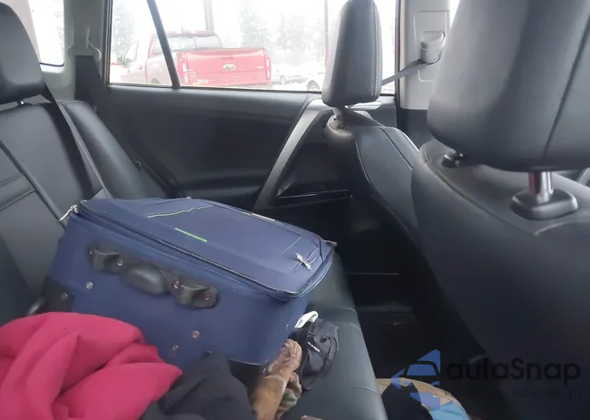 JTMDJREV9HD137563: 44254083