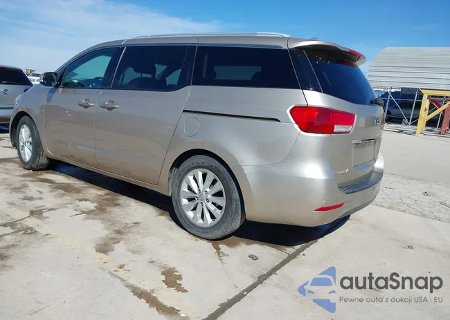 KNDMC5C11F6047070: 44254084