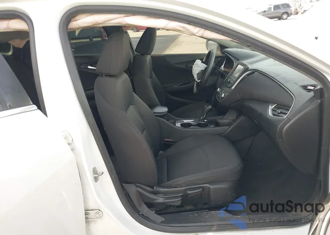 1G1ZB5ST1GF199484: 44255267