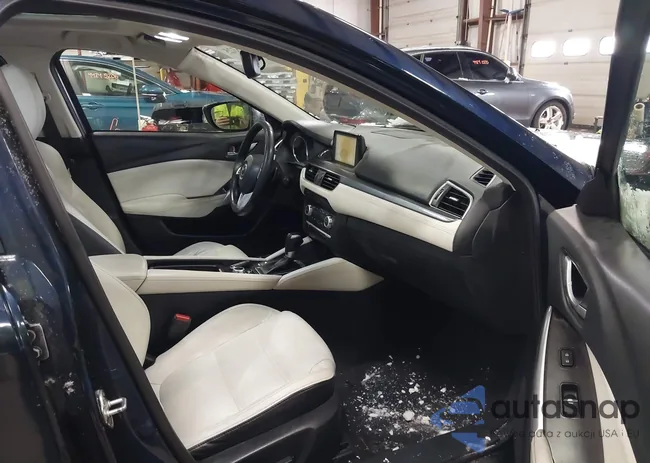 JM1GJ1W59G1442557: 44255325