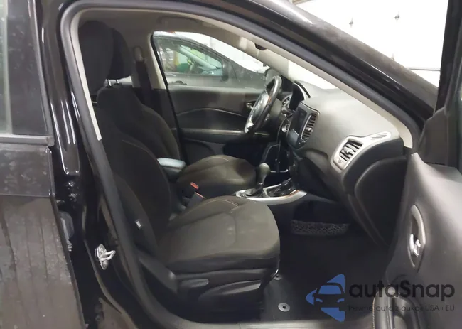 3C4NJDAB0MT516619: 44255664