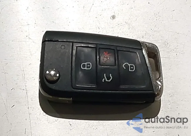 3VV3B7AX1JM067427: 44255728