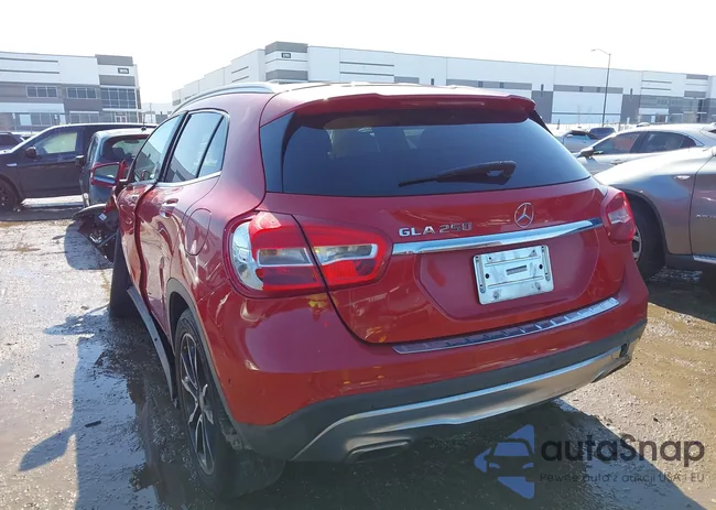 WDCTG4EB7HJ331829: 44255746