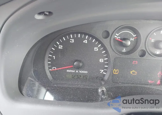 1FTYR14D98PA11271: 44254877