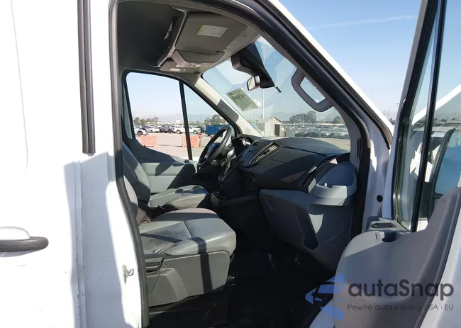 1FTYR2CM8KKA70470: 44254938