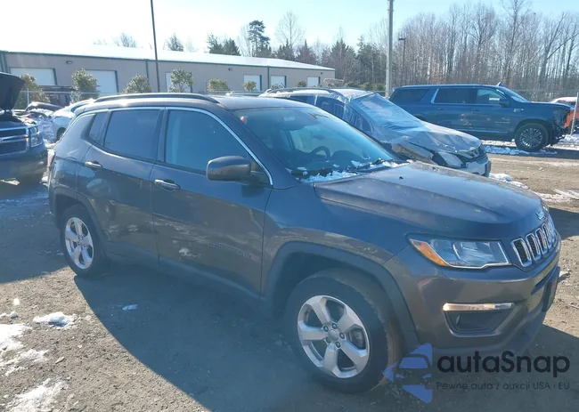 3C4NJDBB6JT484222: 44254939