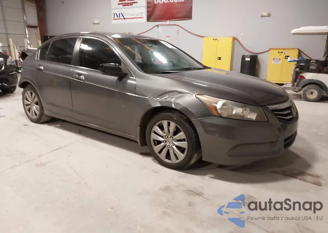 1HGCP2F77BA009849: 44255072