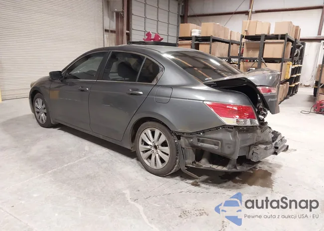 1HGCP2F77BA009849: 44255072