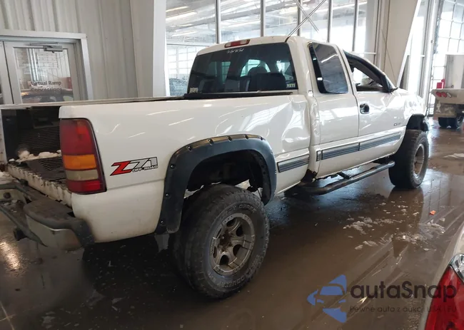 1GCEK19T11Z233966: 44256320