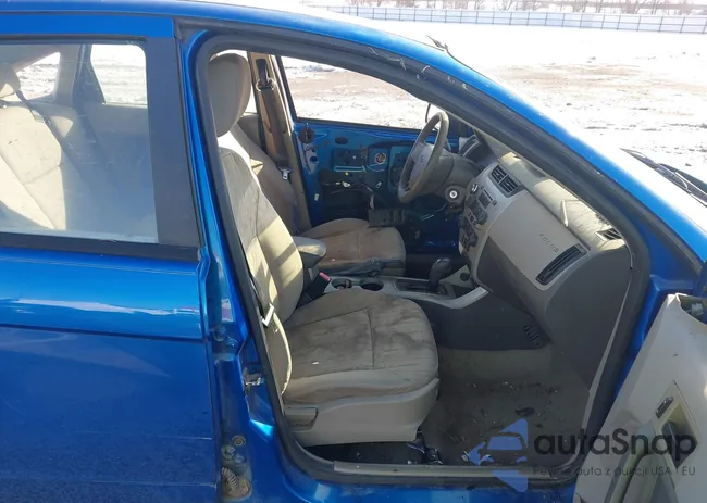 1FAHP3FN2AW282004: 44256363