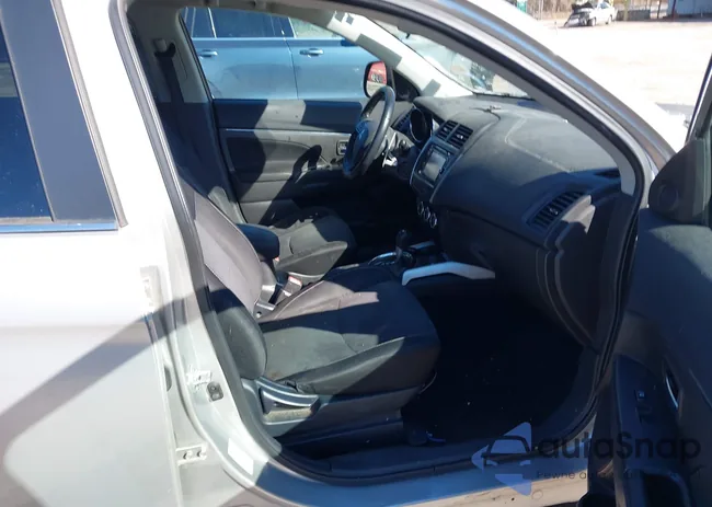 4A4AP4AU6EE007563: 44256427