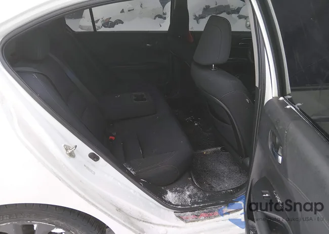 1HGCR2F52EA231812: 44256439