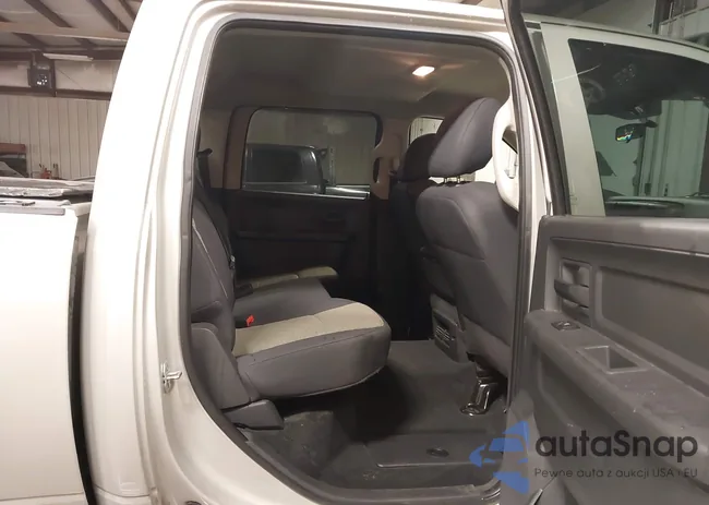 1D7RV1CT9AS197072: 44256443