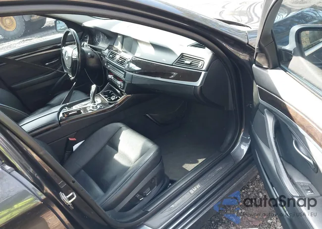 WBAFR7C53BC801195: 44256468