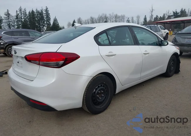 3KPFL4A77JE247173: 44256532